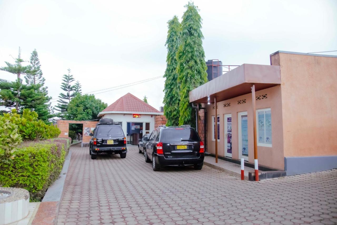 Martin Aviator Hotel Kigali Extérieur photo